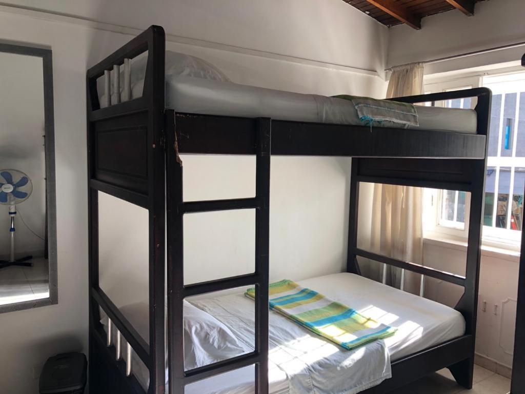 New Memphis Hostal Medellin Exterior photo
